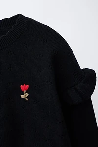 FLORAL EMBROIDERED KNIT SWEATER