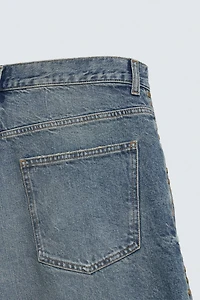 SHORT EN JEAN BAGGY FIT CLOUS MÉTALLIQUES