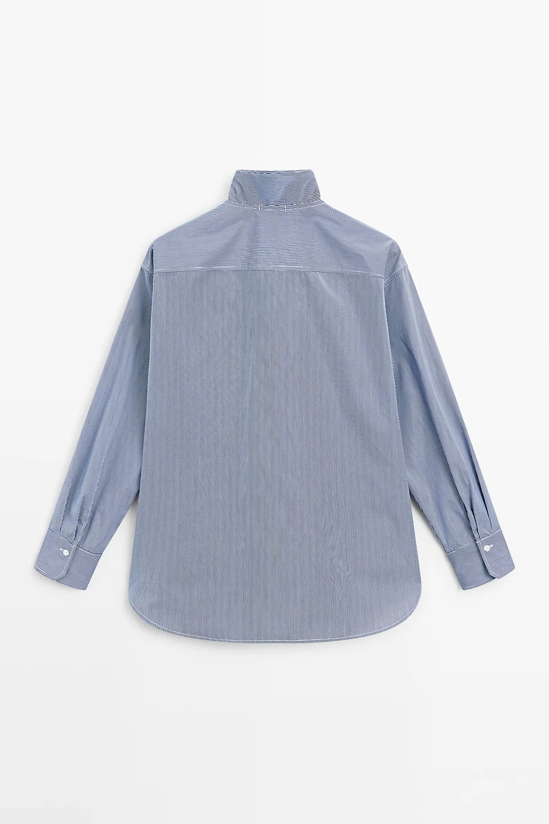 Shirt with ruffled collar detail