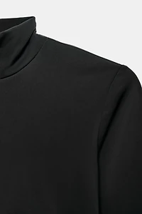 NYLON CROP TOP