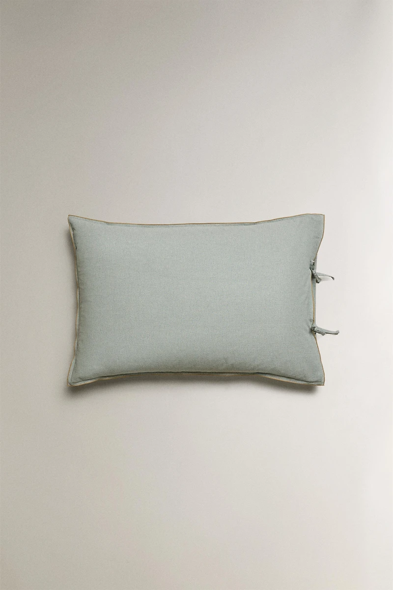TAIE D’OREILLER MINI CARREAUX | KATHARINE POLE