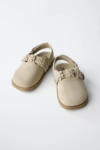 SABOTS EN CUIR AVEC FLEURS
