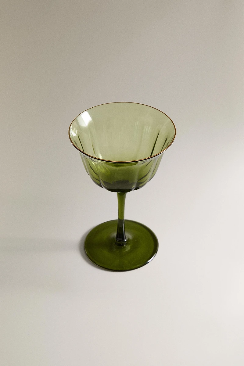 CHRISTMAS WINE GLASS WITH A RAISED DESIGN