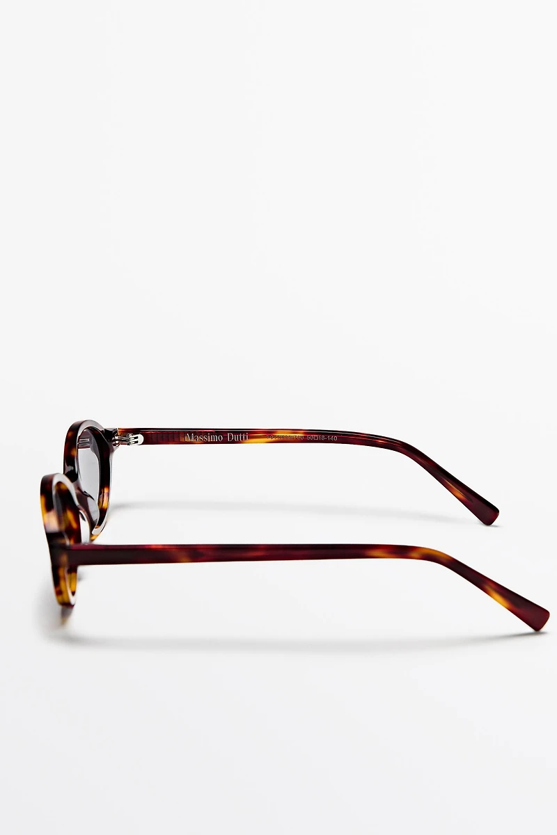 Lunettes de soleil ovales