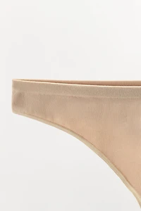 SEAMLESS SOLID THONG