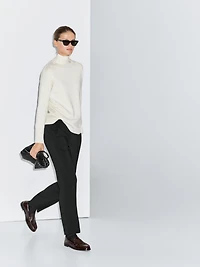 Crepe trousers with seam detail