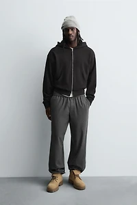 RELAXED FIT TEXTURED PANTS