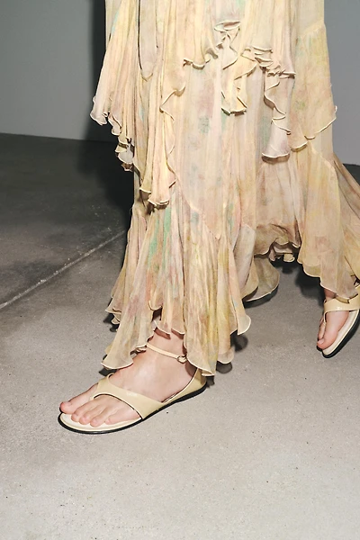 LEATHER TOE SANDALS