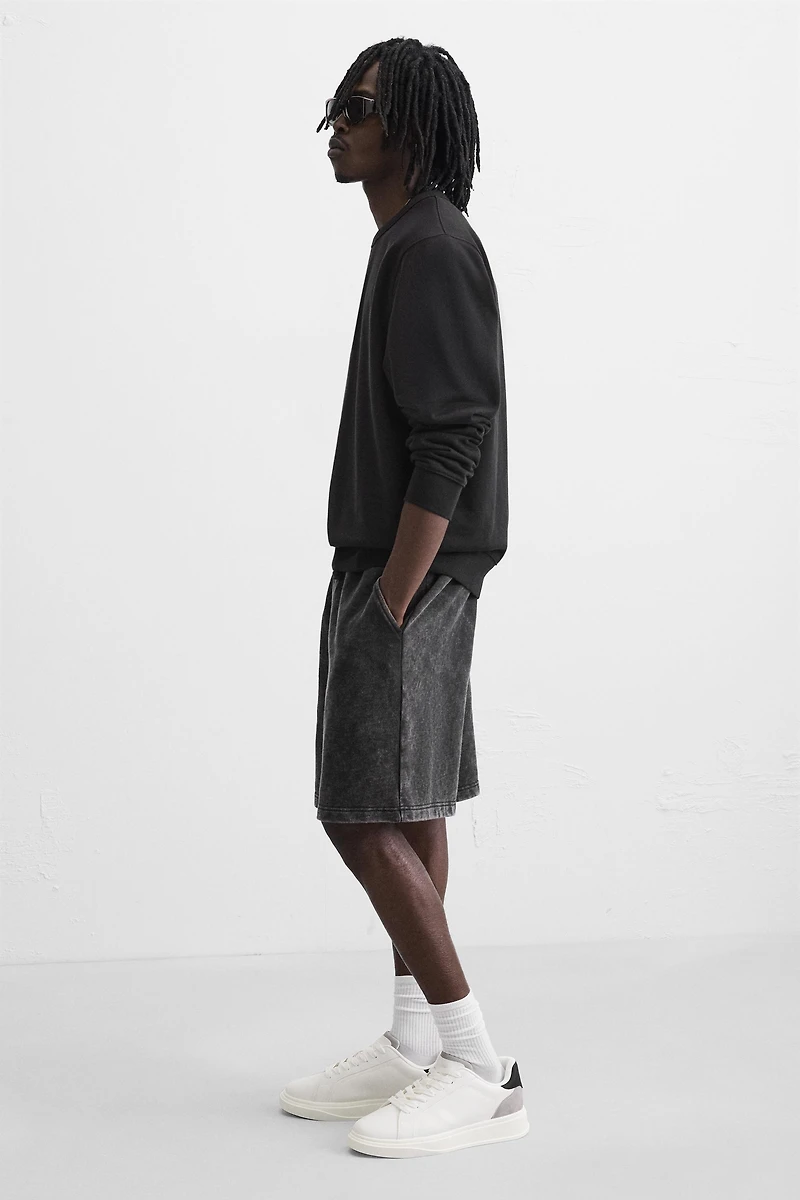 HEEL DETAIL SNEAKERS