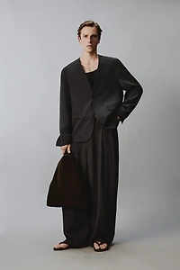 RELAXED FIT LAPELLESS SUIT BLAZER