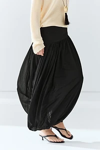 Balloon flowing skirt