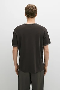 100% cotton contrast neck T-shirt