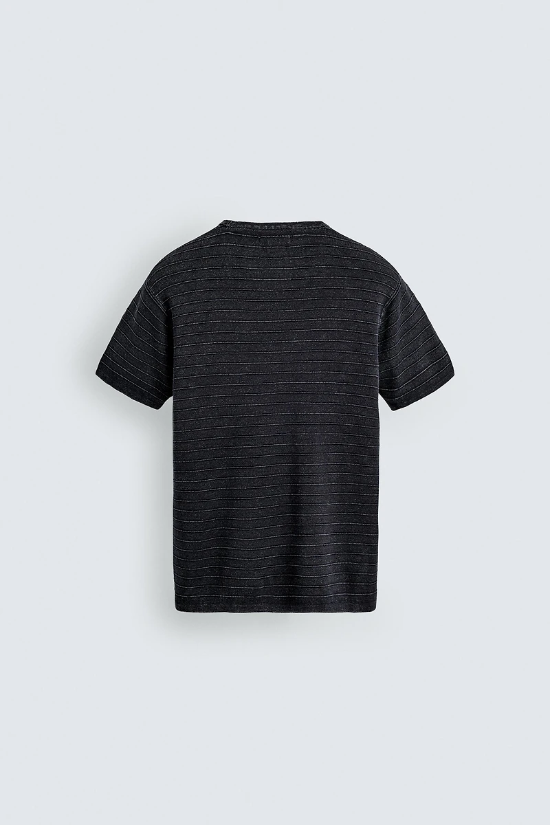 WASHED TEXTURED KNIT T-SHIRT