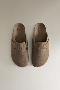 FELT CLOGS WITH STRAP