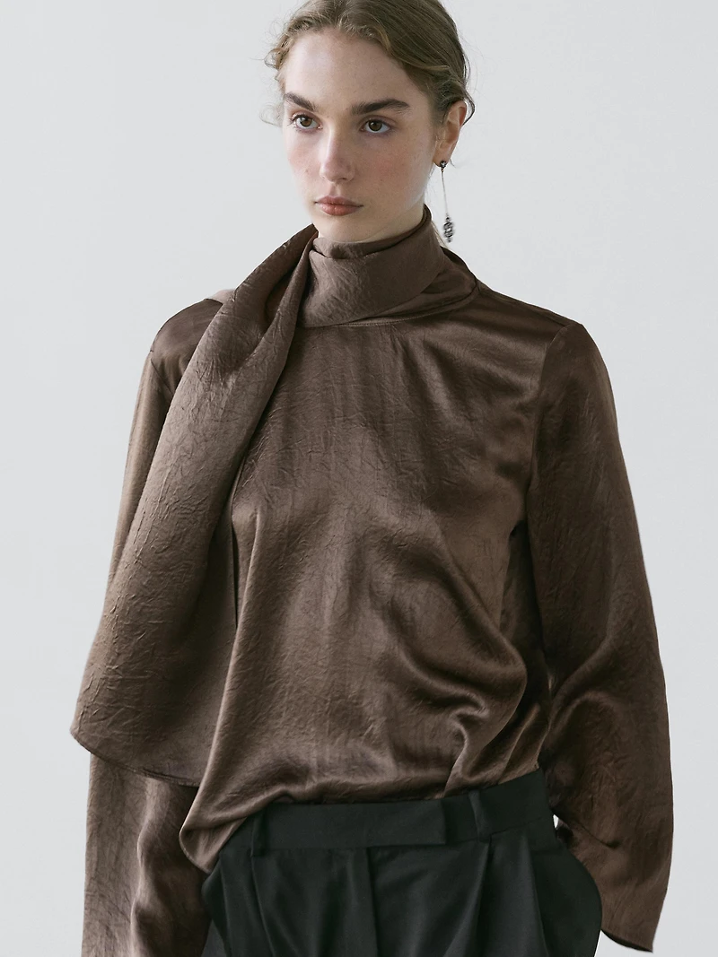 Chemisier fluide satiné nœud