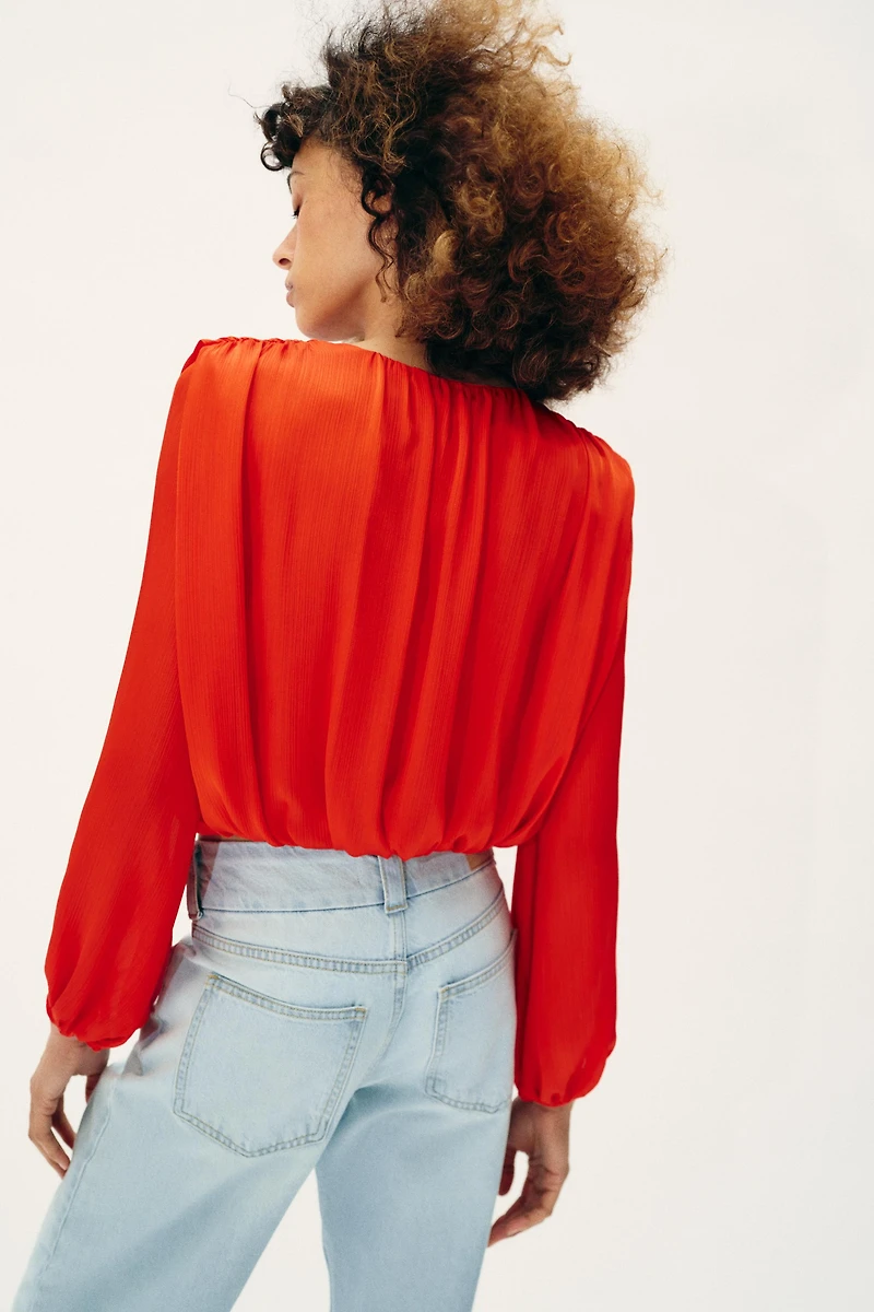SATIN EFFECT BALLOON BLOUSE