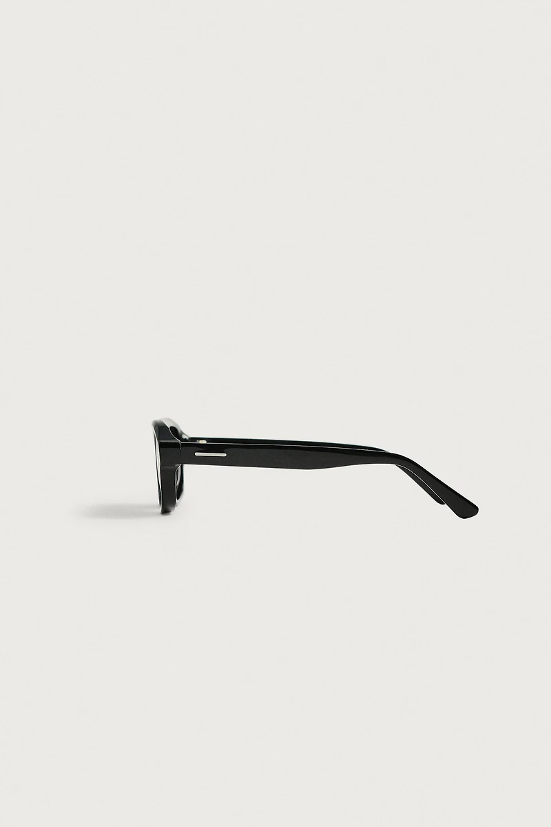 RECTANGULAR SUNGLASSES