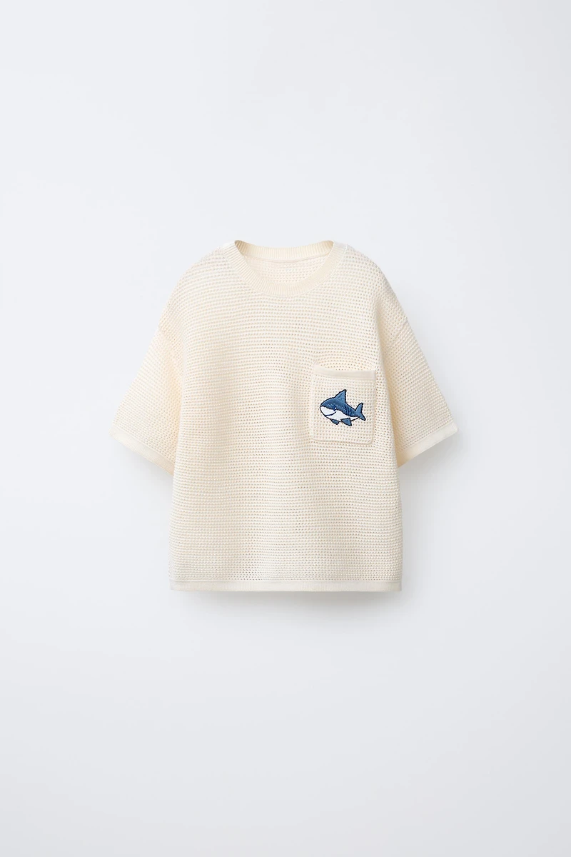 SHARK EMBROIDERED KNIT T-SHIRT