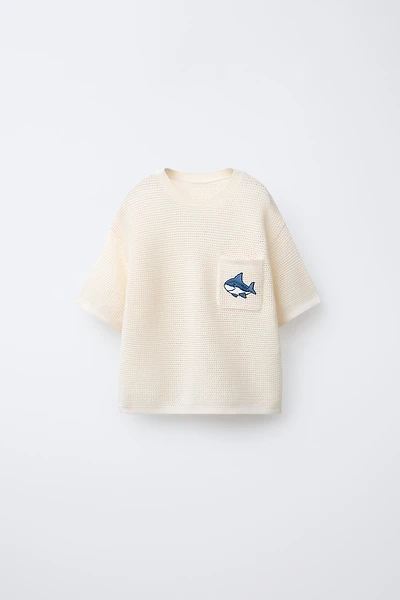 SHARK EMBROIDERED KNIT T-SHIRT