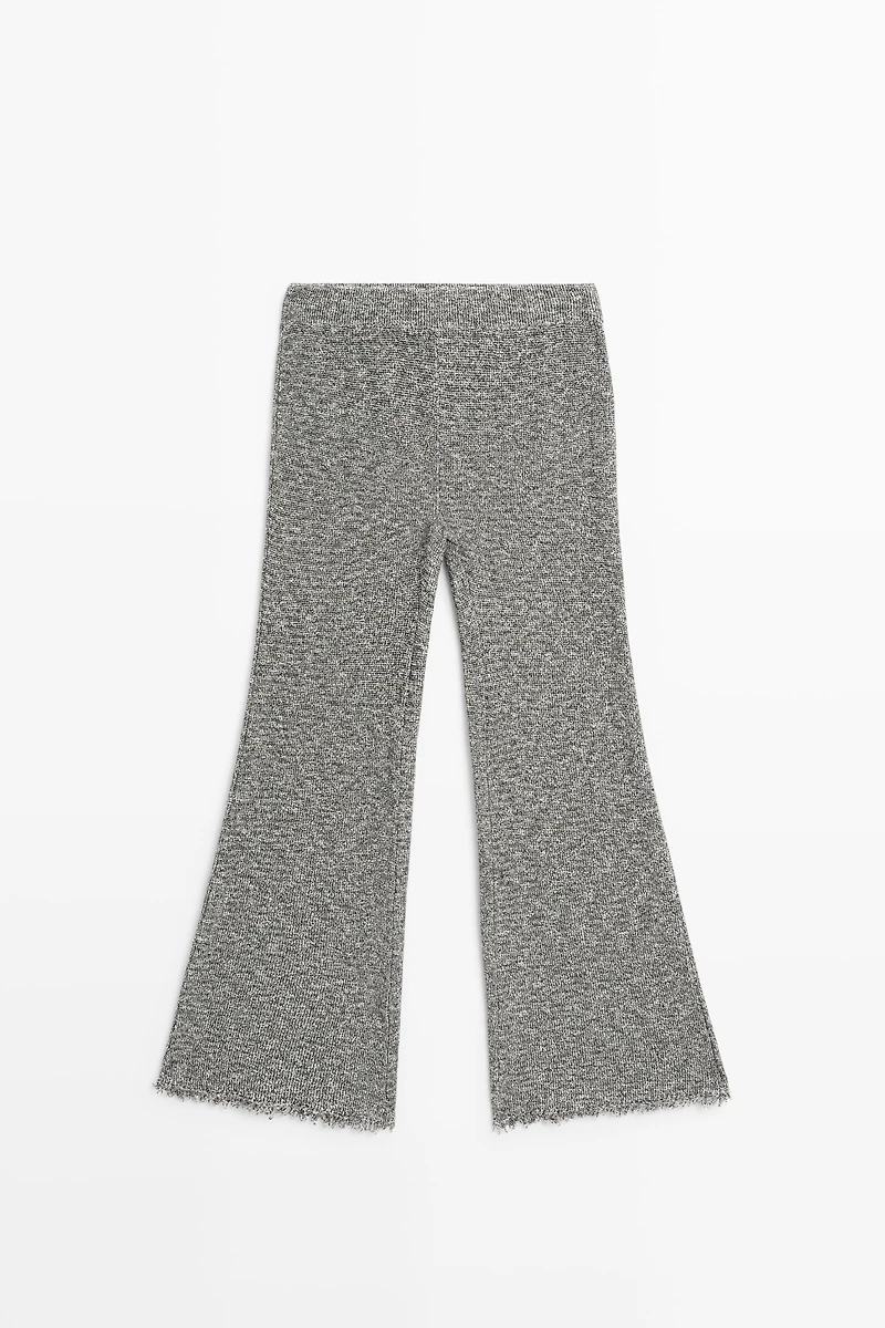 Flowing speckled pants for a total look