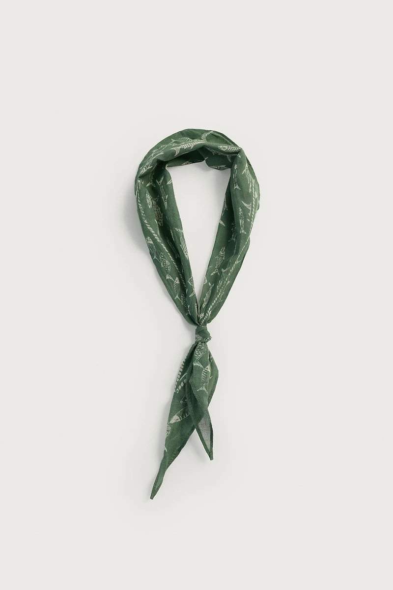 LONG FISH PRINT BANDANA