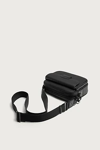 TEXTURED CROSSBODY BAG