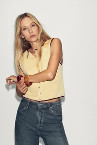 CONTRAST TRIM KNIT TOP
