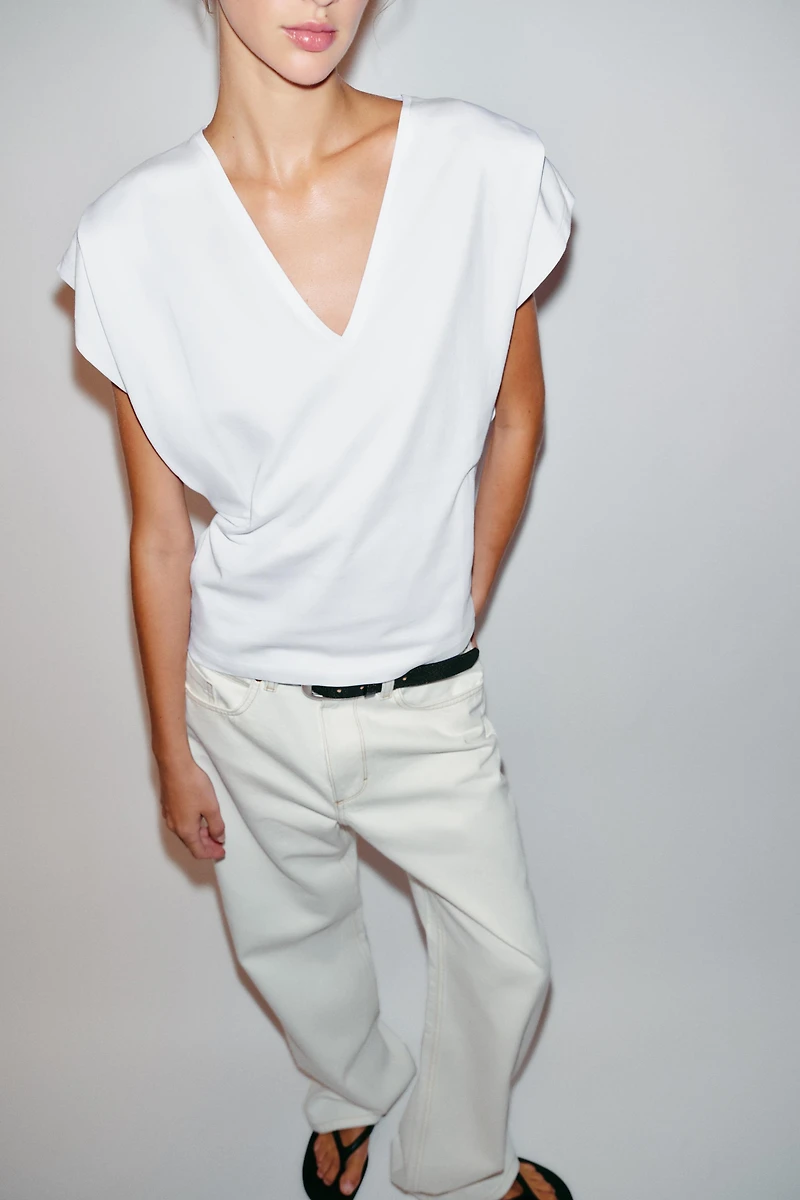 T-SHIRT EN COTON À COL V