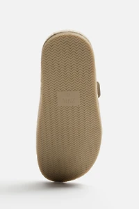 DOUBLE STRAP LEATHER SANDALS