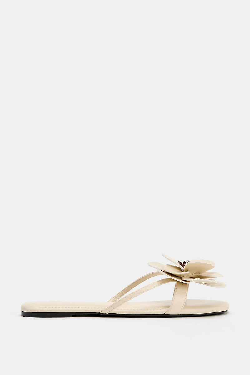 FLORAL DETAIL FLAT SANDALS