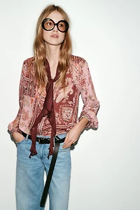 PRINTED TIE BLOUSE
