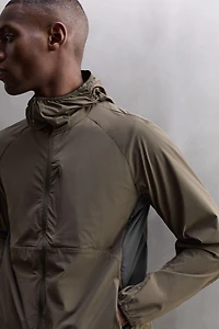 VESTE TECHNIQUE LÉGÈRE COLOR BLOCK