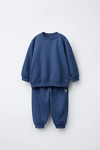 ENSEMBLE DE JOGGING SWEAT-SHIRT ET PANTALON JOGGER ÉTIQUETTE