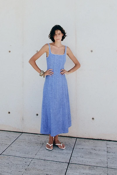 ROBE MI-LONGUE EN LIN ET DENTELLE