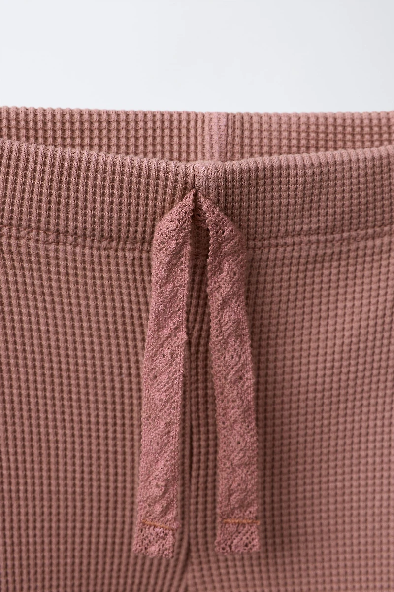 LACE BOW SWEATSHIRT AND WAFFLE LEGGING SET