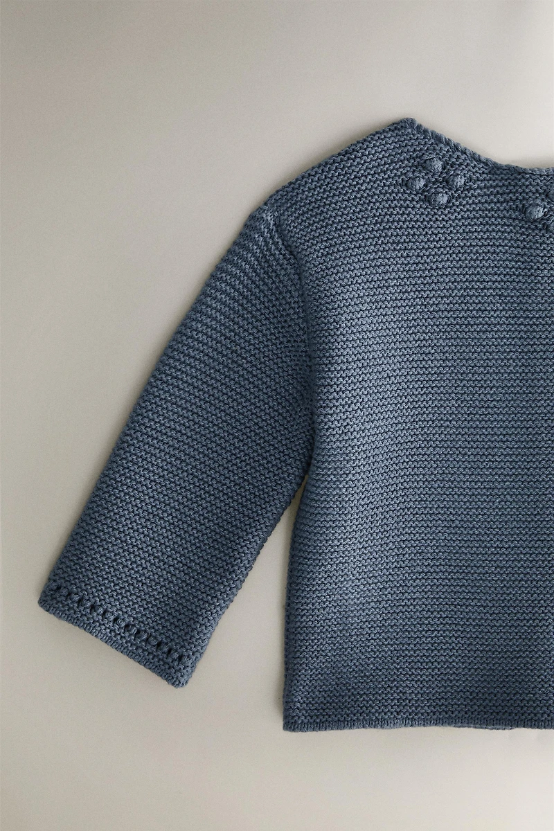 CHILDREN'S SWEATER WITH BOBBLES