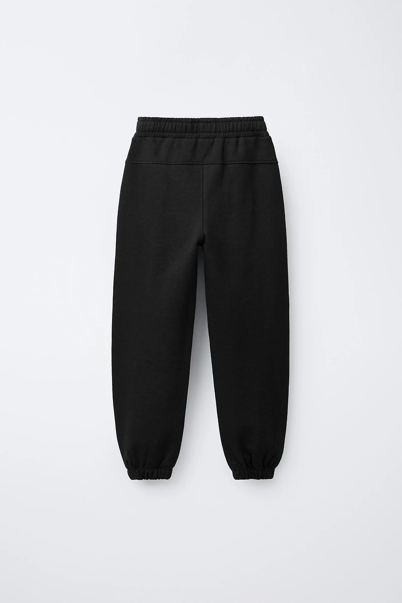 ZIP-UP SWEATSHIRT AND JOGGER PANTS WITH LABELS SET