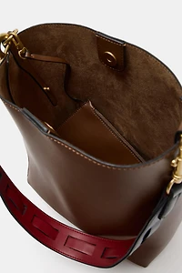 SAC SEAU À ANSE DÉTAIL