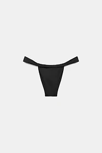 PLAIN TRIANGLE BIKINI BOTTOMS