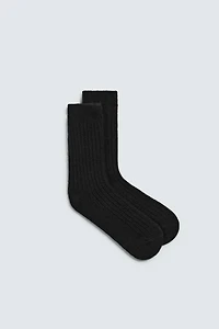 RIBBED TEXTURED SOCKS