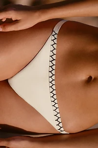 CONTRAST CROCHET BIKINI BOTTOMS