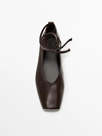 Tied leather ballet flats