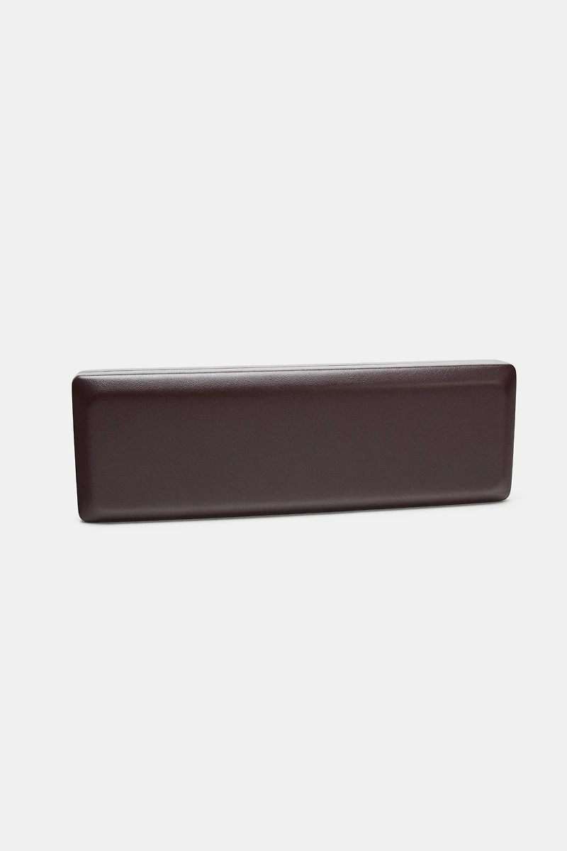 RIGID EXTENDED CLUTCH BAG