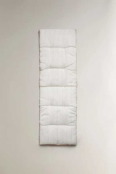 STRIPED OUTDOOR LOUNGER TOPPER