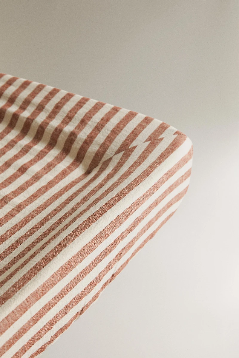 STRIPED LINEN AND COTTON BABY CHANGING MAT COVER