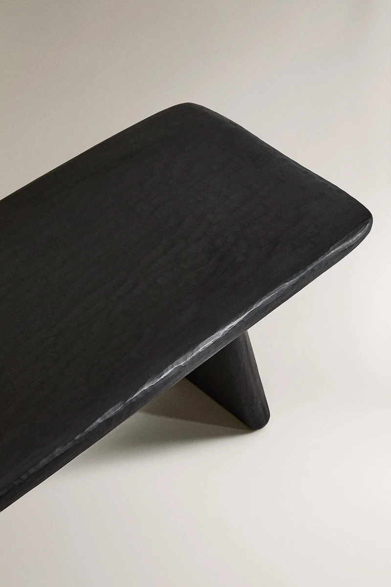 TEXTURED BENCH