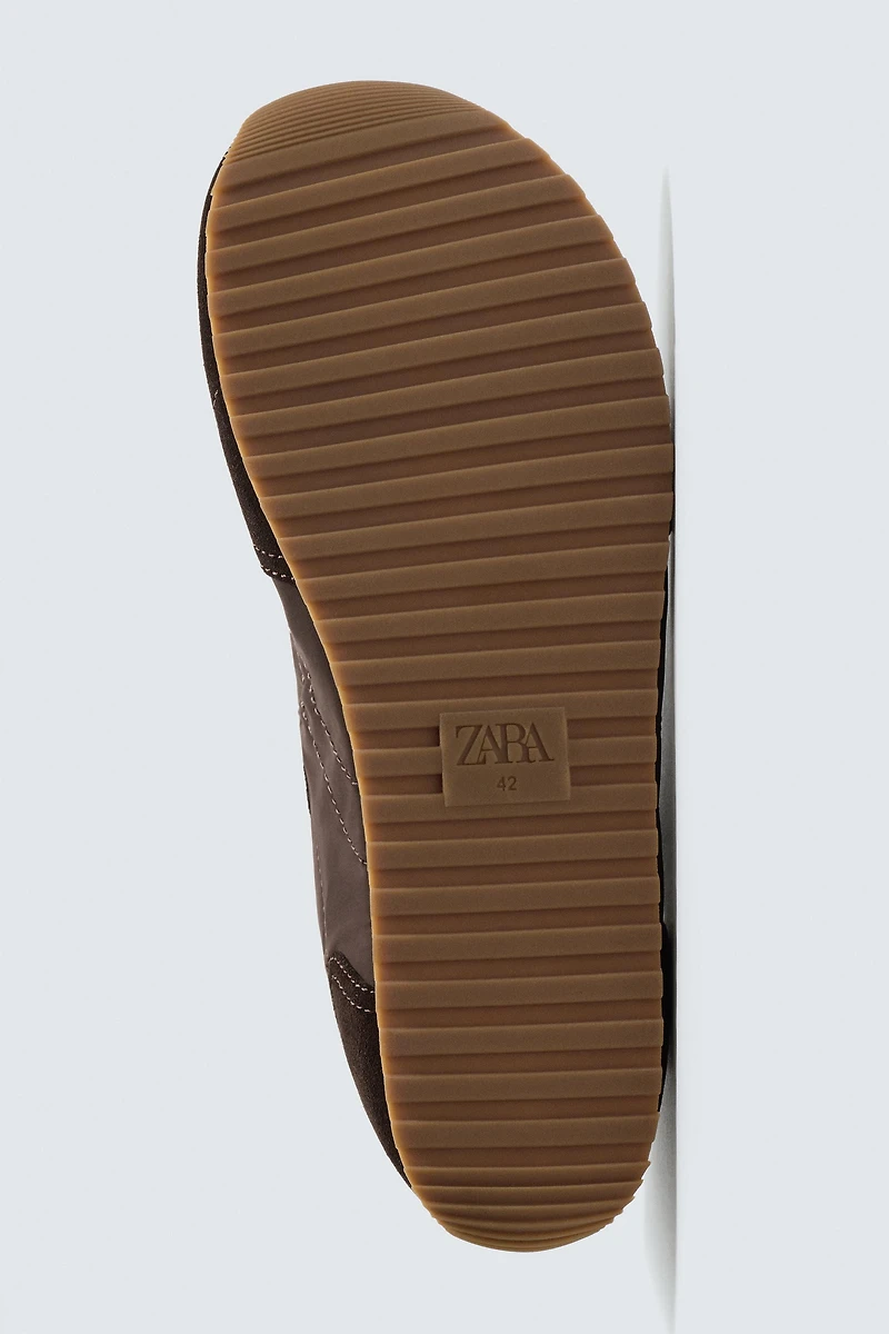 BAREFOOT SNEAKERS