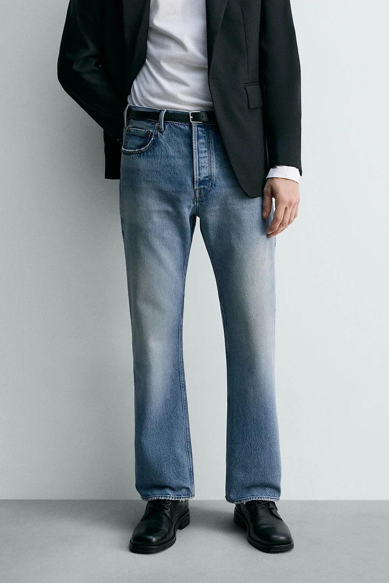 BOOTCUT FIT JEANS