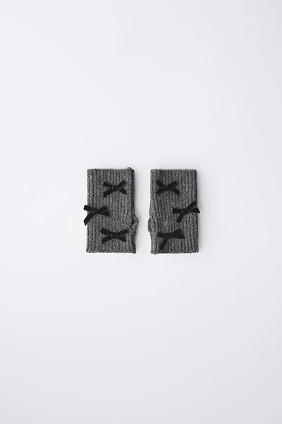 KNIT MITTEN GLOVES WITH VELVET BOWS