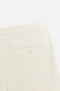 REGULAR FIT PLEATED BERMUDA SHORTS